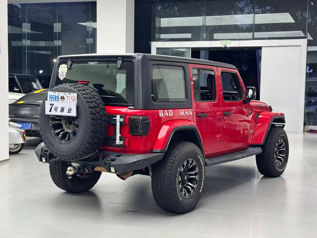 Jeep Wrangler 2019 — фото 14