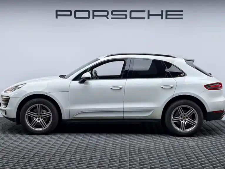 Porsche Macan 2015 — фото 4