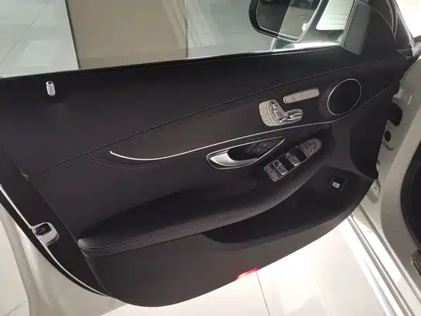 Mercedes-Benz C-Class 2020