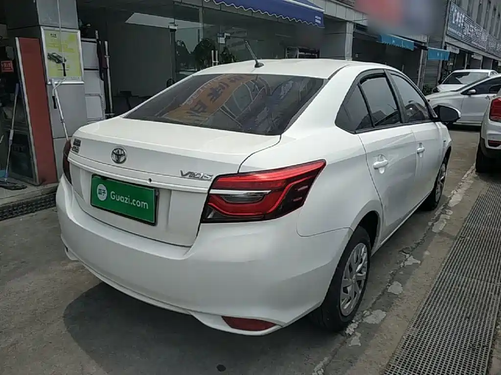 Toyota Vios 2022 — фото 7