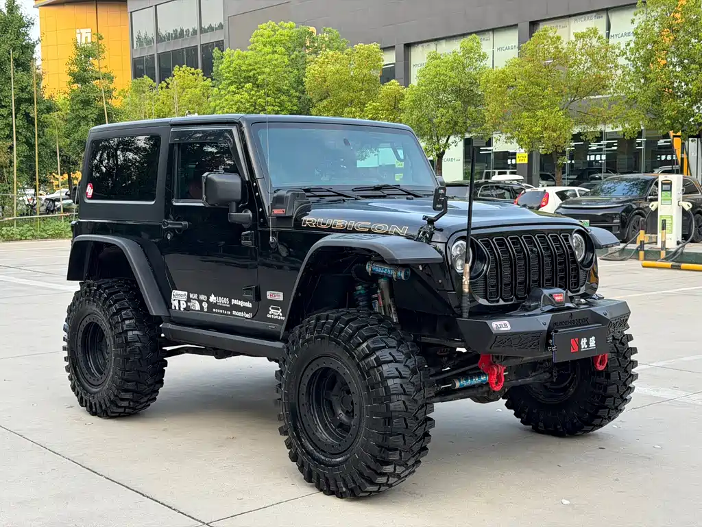 Jeep Wrangler 2014 — фото 8