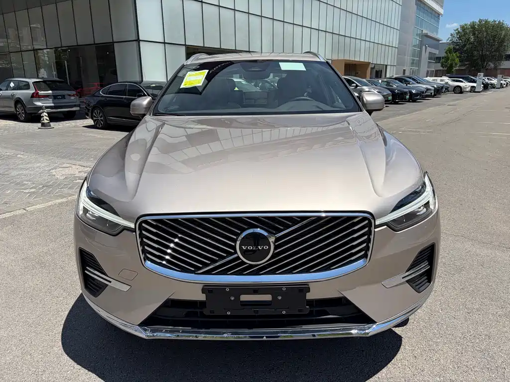Volvo XC60 2026