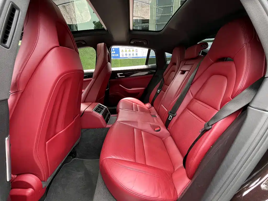 Porsche Panamera 2020 — фото 15
