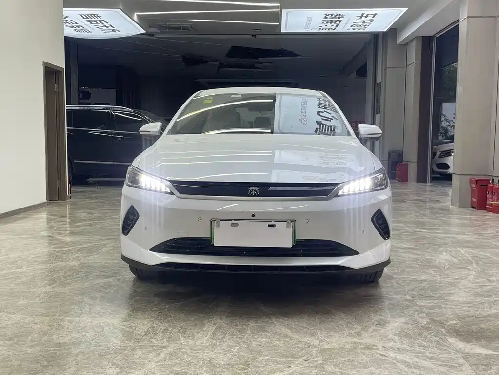 BYD Qin PLUS 2025 — фото 3