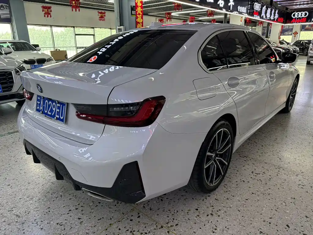 BMW 3 Series 2023