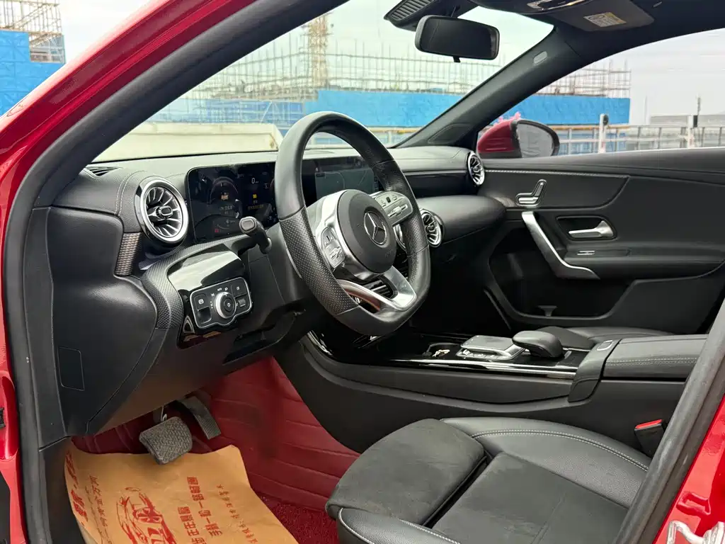 Mercedes-Benz A-Class 2021 — фото 10