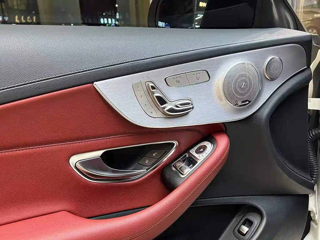 Mercedes-Benz C-Class AMG 2021 — фото 10