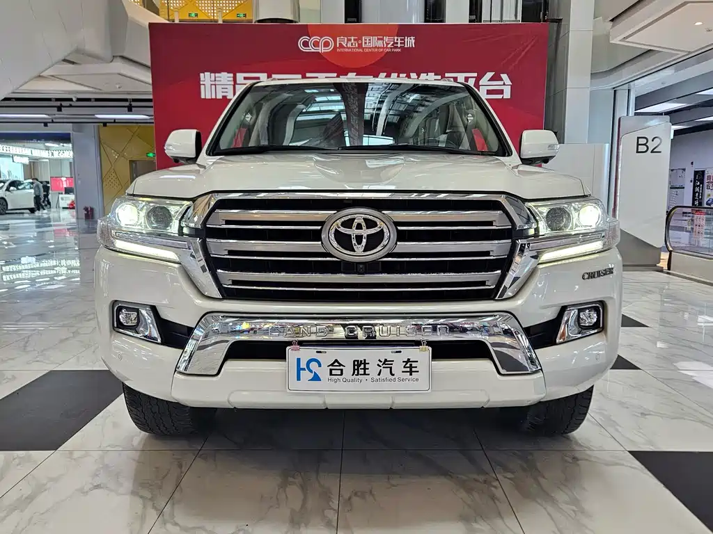 Toyota Land Cruiser 2020 — фото 2