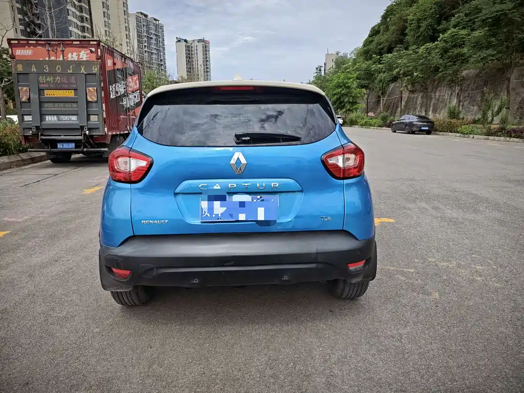 Renault Captur 2016 — фото 8