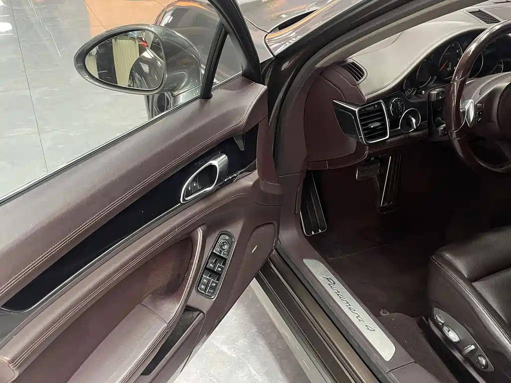 Porsche Panamera 2014 — фото 10
