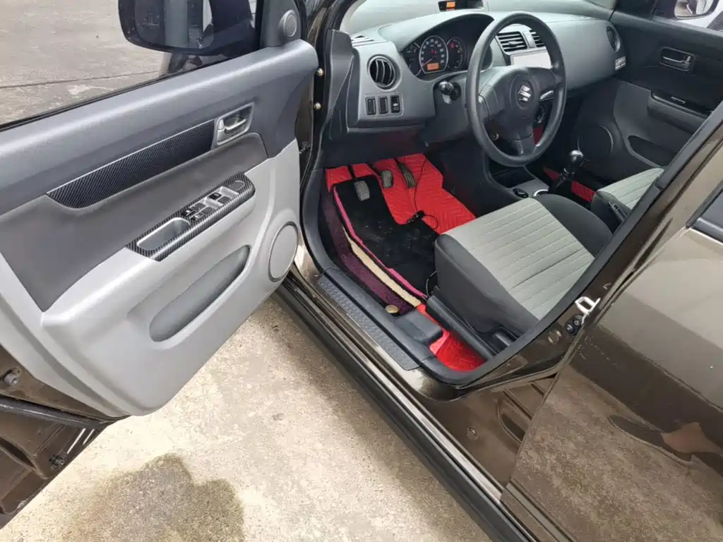 Suzuki Swift 2017 — фото 16