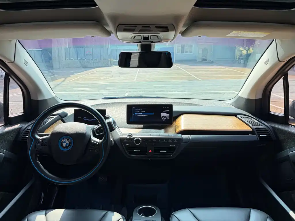 BMW i3 2019 — фото 7