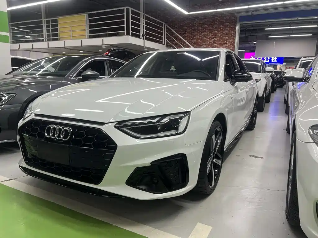 Audi A4L 2023