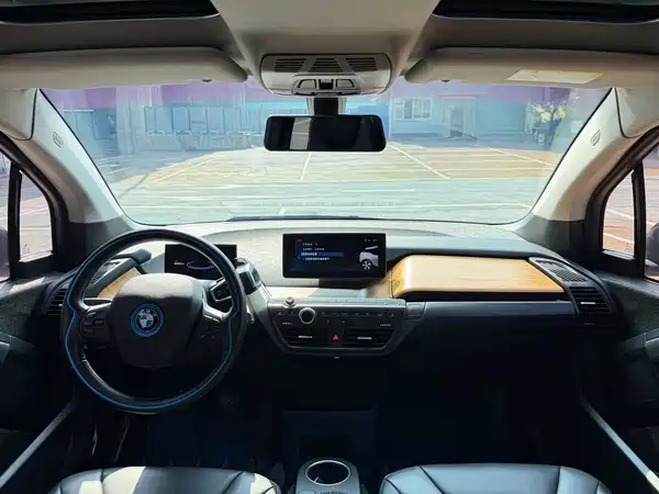 BMW i3 2019