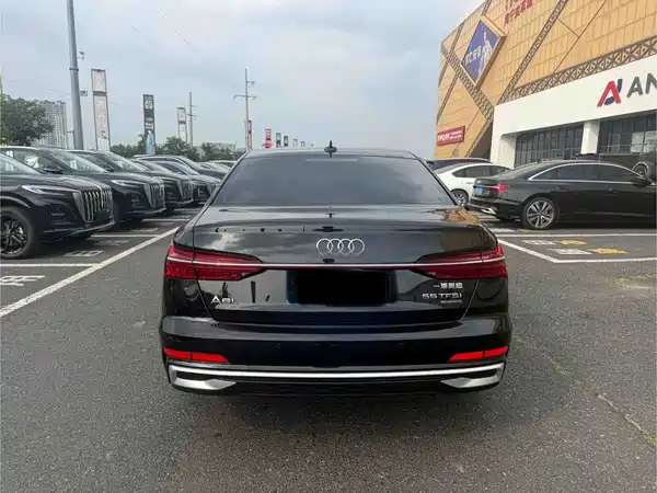 Audi A6L 2022