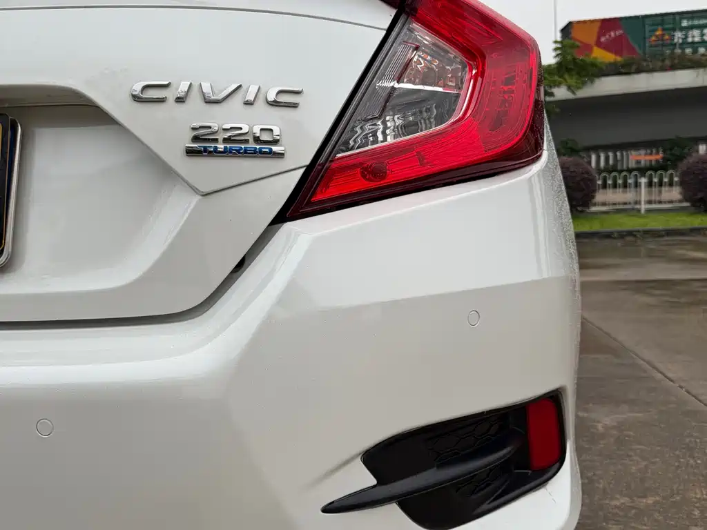 Honda Civic 2020 — фото 14