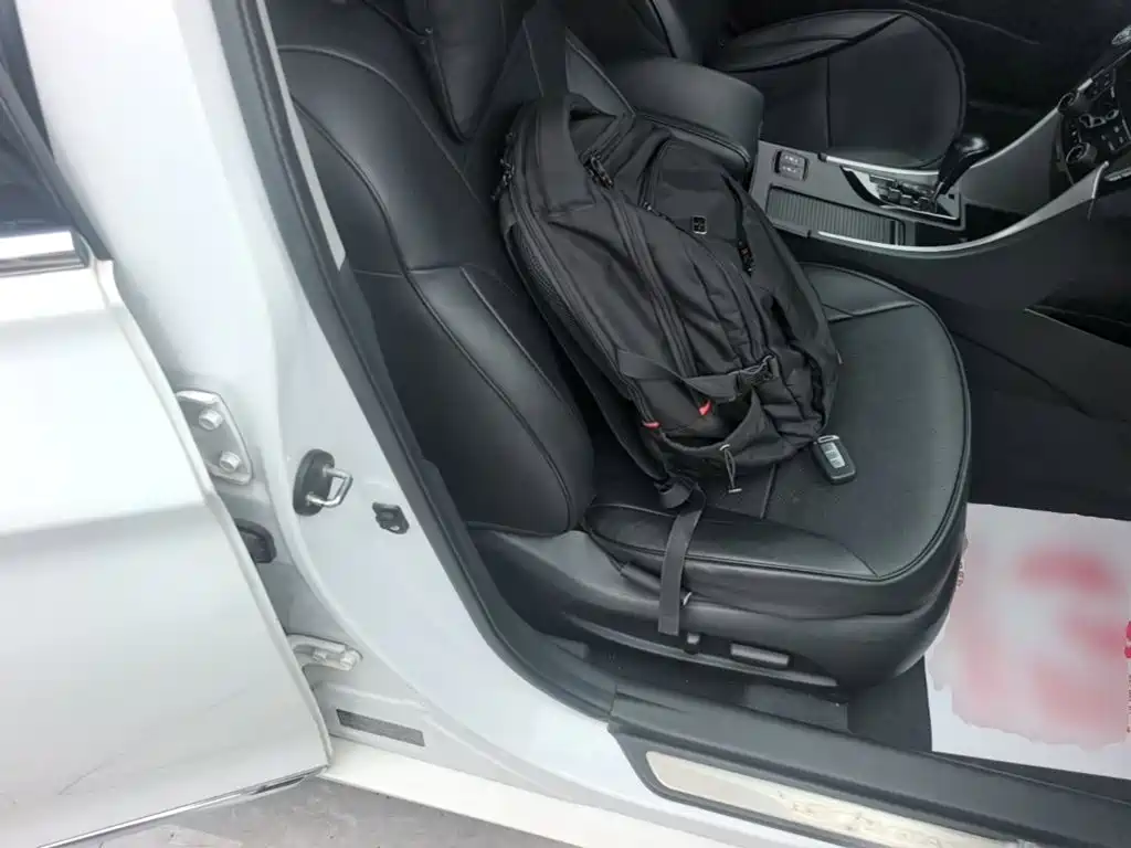 Hyundai Sonata 2015 — фото 25