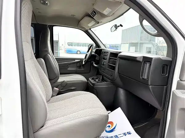 GMC SAVANA 2012