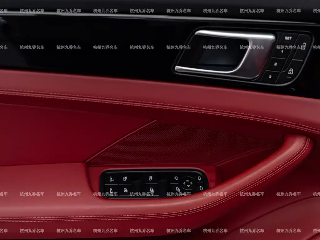 Porsche Panamera 2023 — фото 28