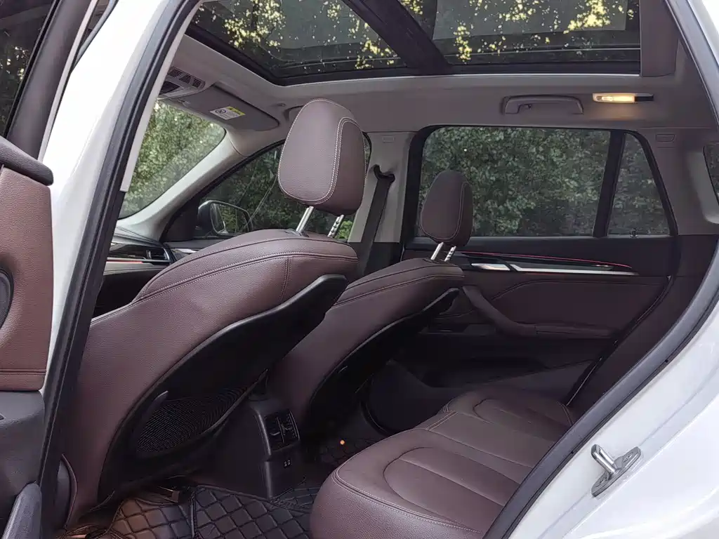 BMW X1 2020 — фото 11