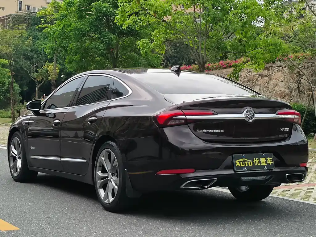 Buick LaCrosse 2022 — фото 13