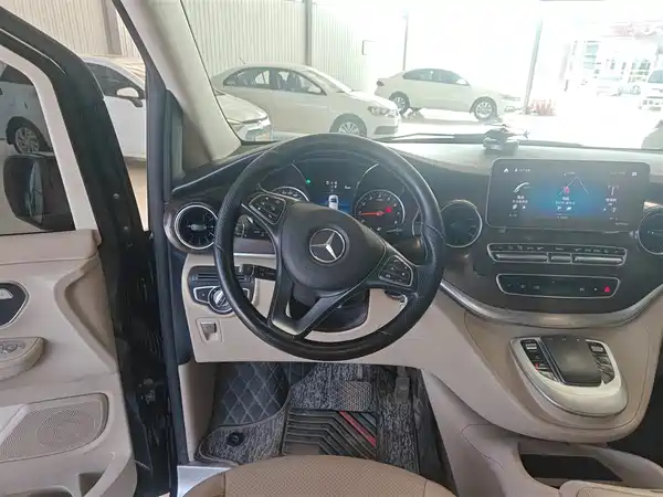 Mercedes-Benz V-Class 2020