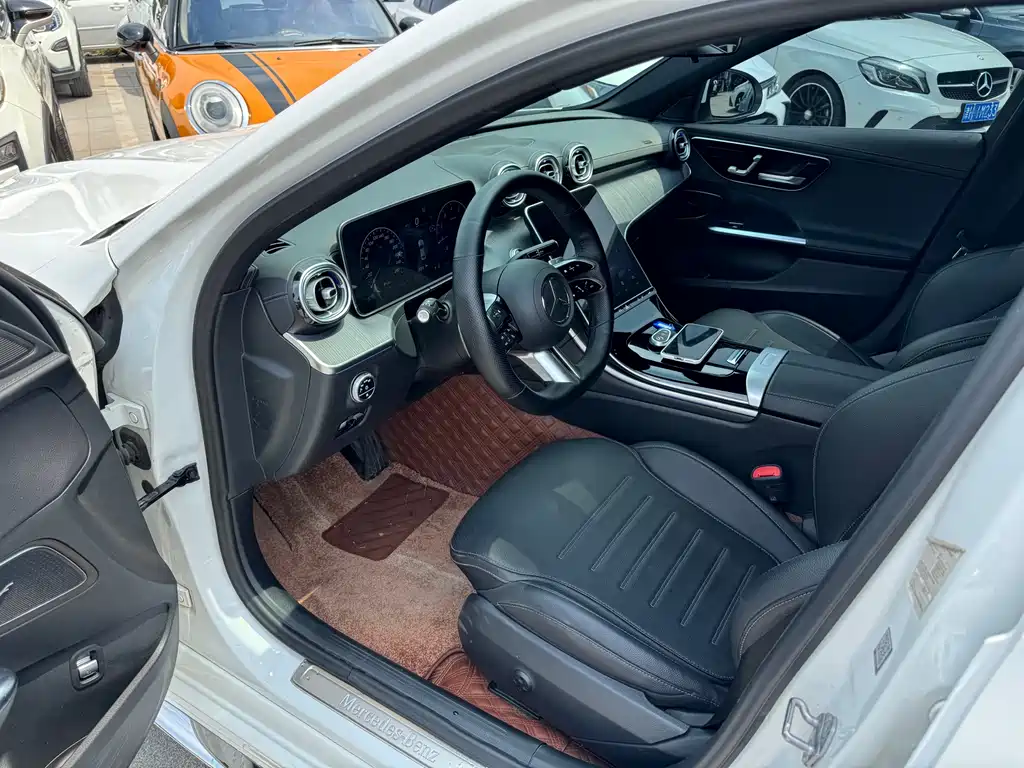 Mercedes-Benz C-Class 2022 — фото 4
