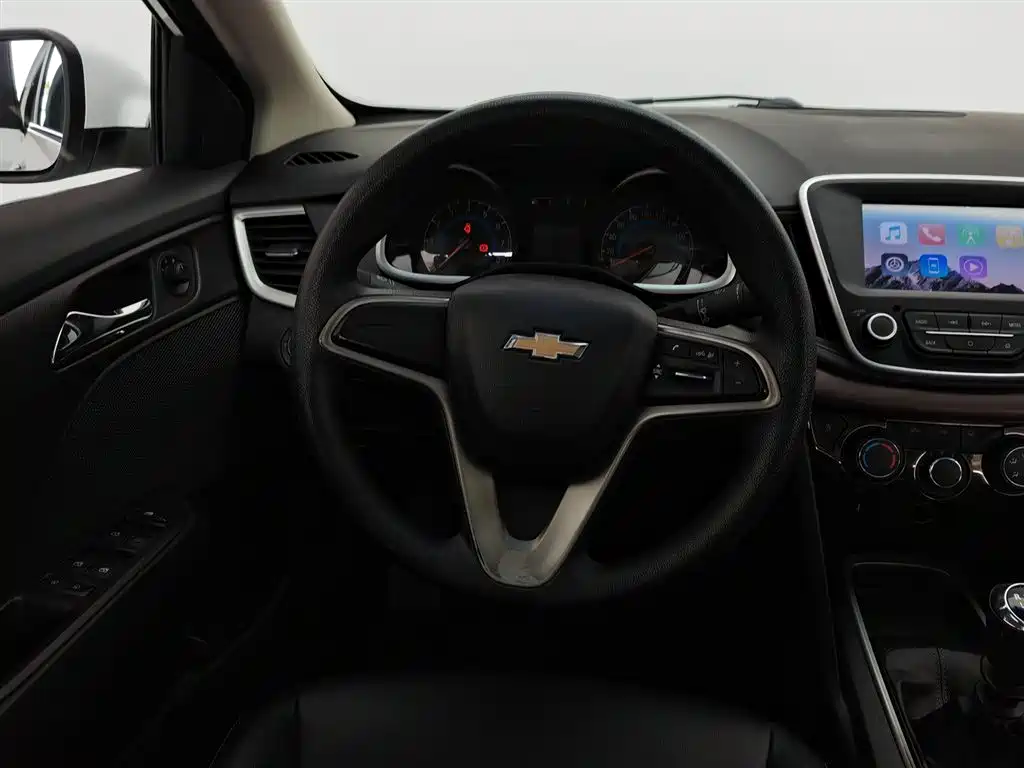 Chevrolet Cavalier 2017 — фото 11