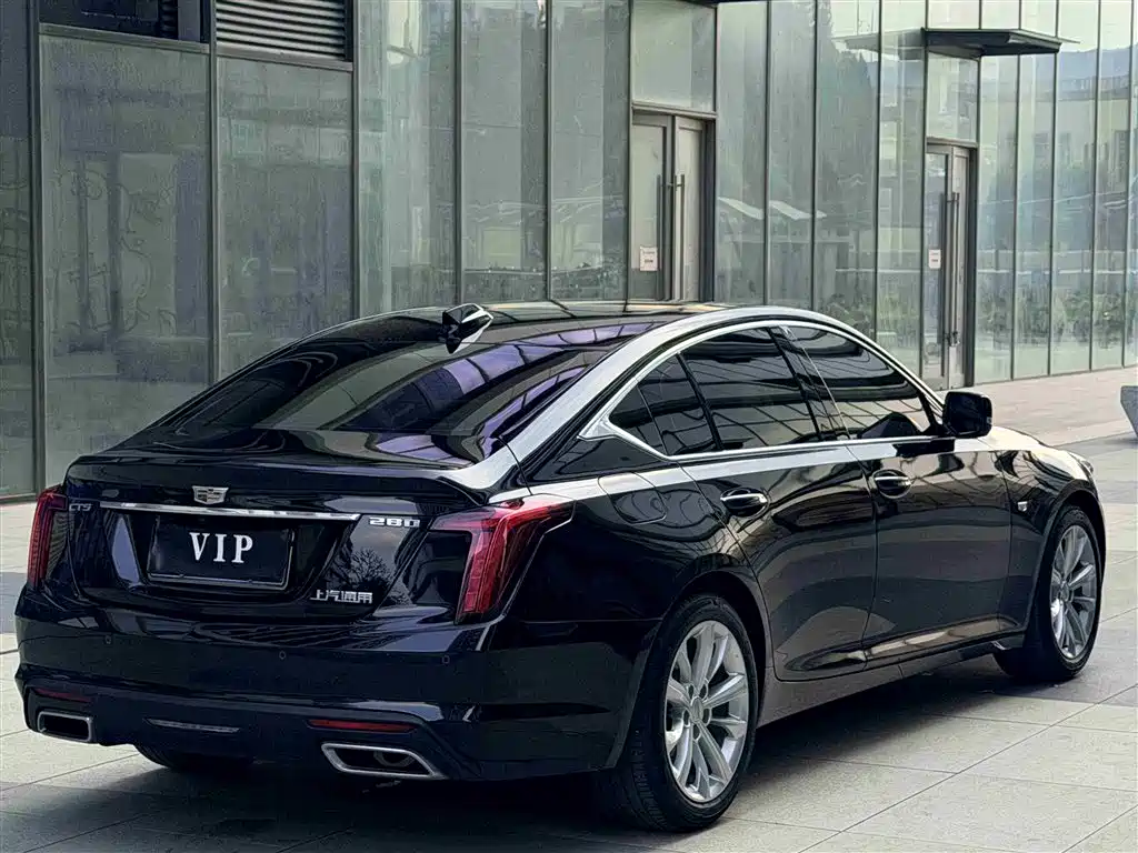 Cadillac CT5 2025 — фото 11
