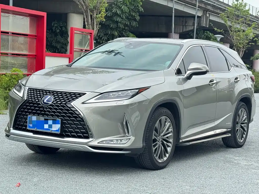 Lexus RX 2020 — фото 1