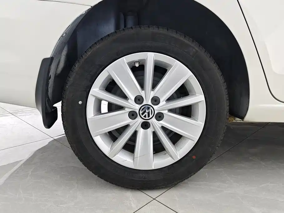 Volkswagen Jetta 2014
