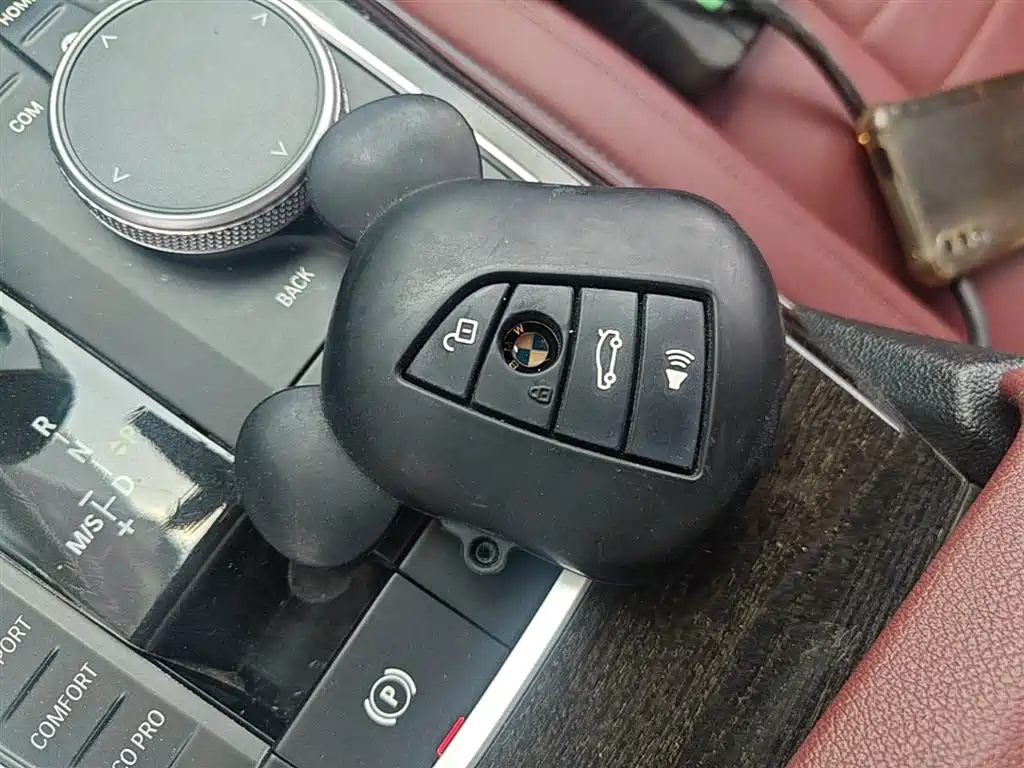 BMW 3 Series 2020 — фото 17