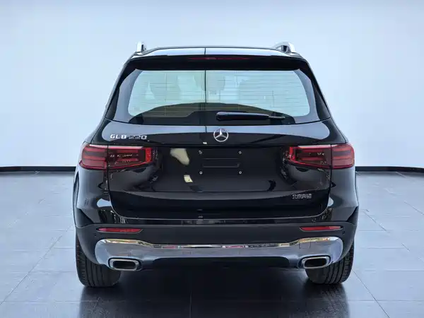 Mercedes-Benz GLB 2024