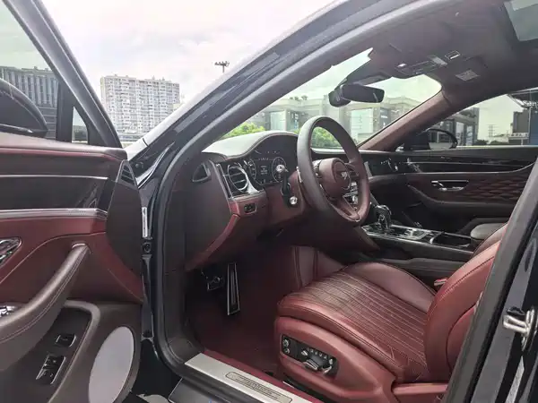 Bentley Flying Spur 2021