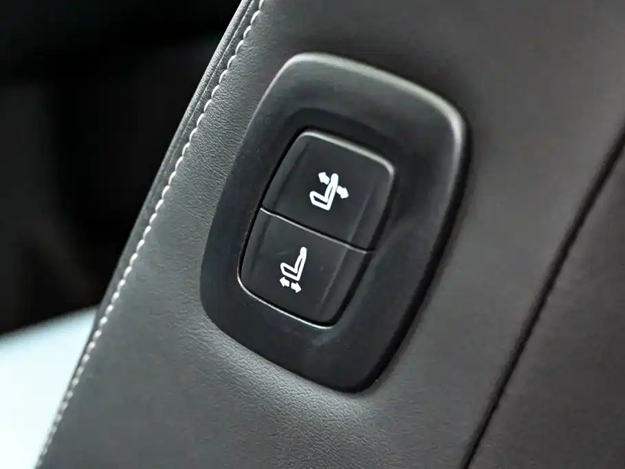 Toyota Camry 2024 — фото 29