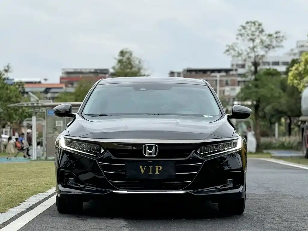 Honda Accord 2023 — фото 2