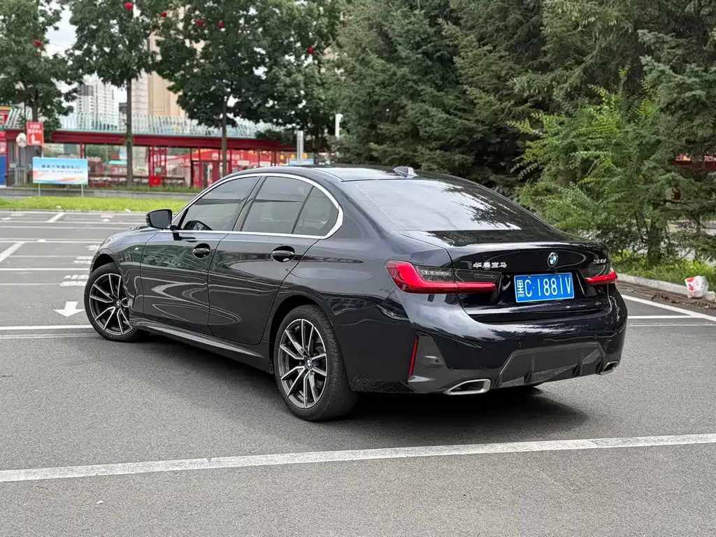 BMW 3 Series 2023