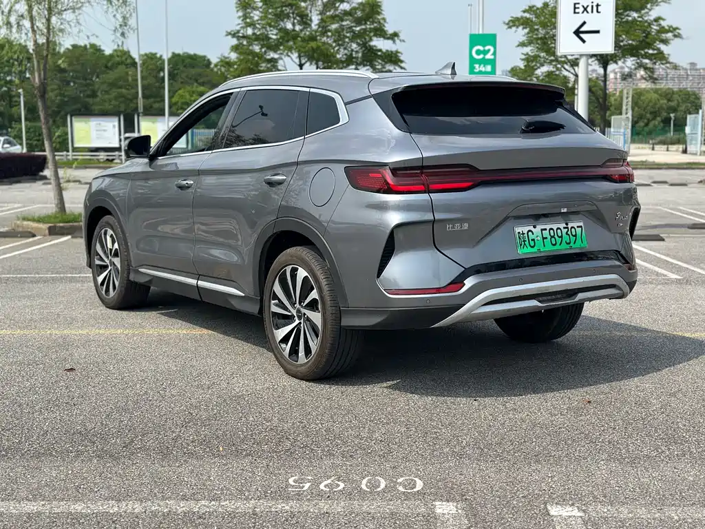 BYD PLUS New Energy 2023 — фото 9