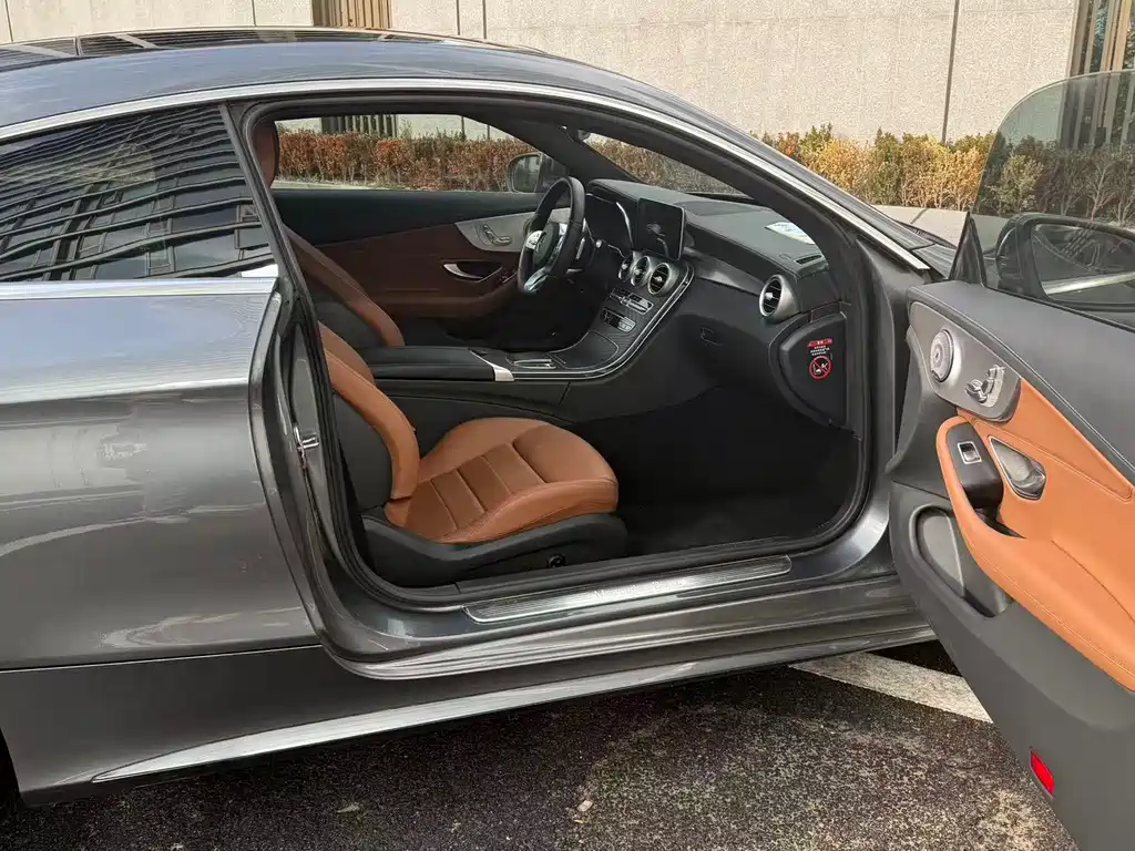 Mercedes-Benz C-Class 2019 — фото 3
