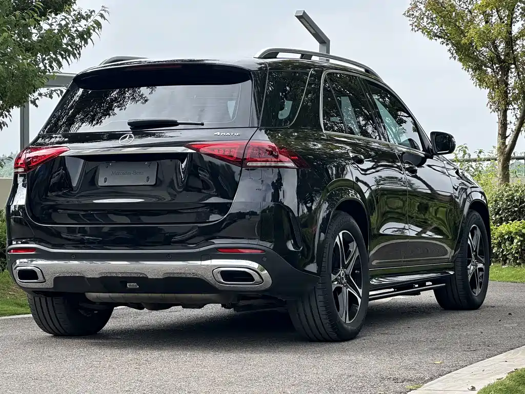 Mercedes-Benz GLE New Energy 2021 — фото 11