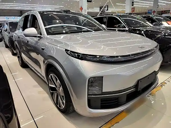 Li Auto L8 2023