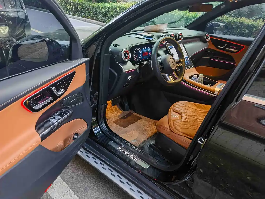 Mercedes-Benz GLC 2023