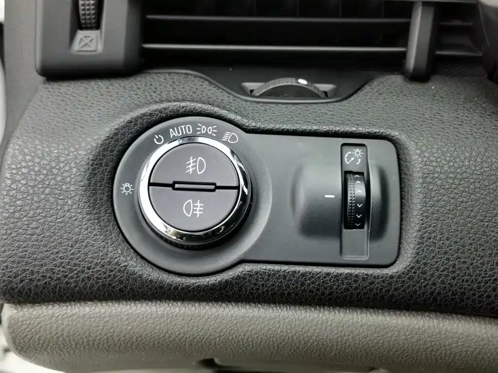Chevrolet Malibu 2014 — фото 21