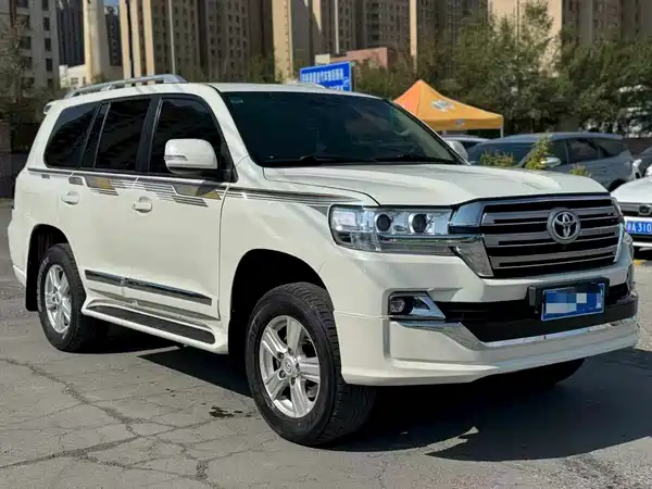 Toyota Land Cruiser 2015