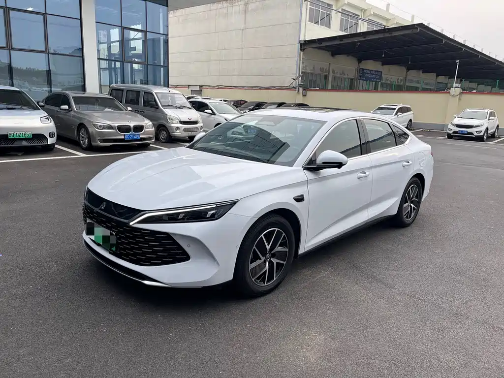 BYD Qin L 2025 — фото 1