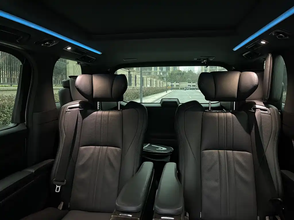 Toyota Vellfire 2020 — фото 18