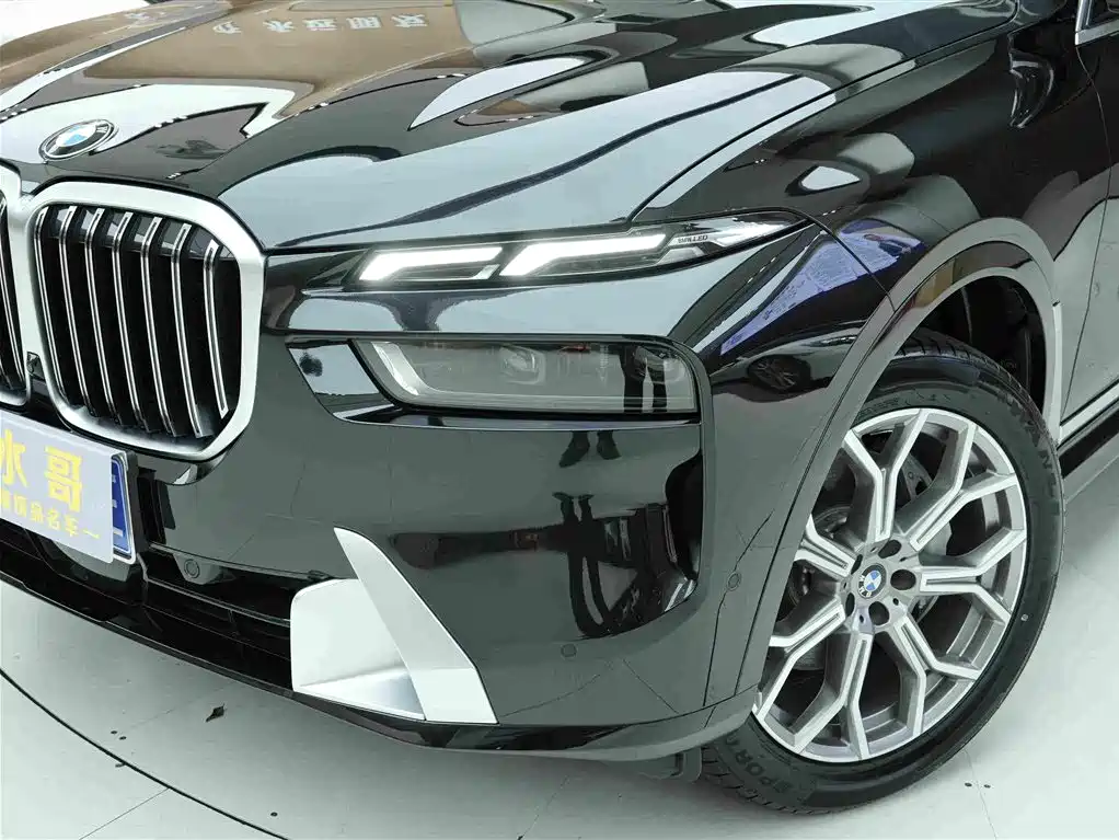 BMW X7 2024 — фото 20
