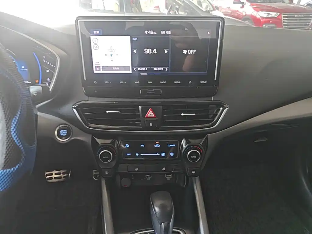 Hyundai Festa 2019 — фото 13