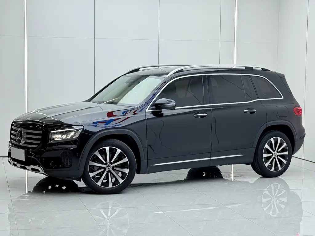 Mercedes-Benz GLB 2025