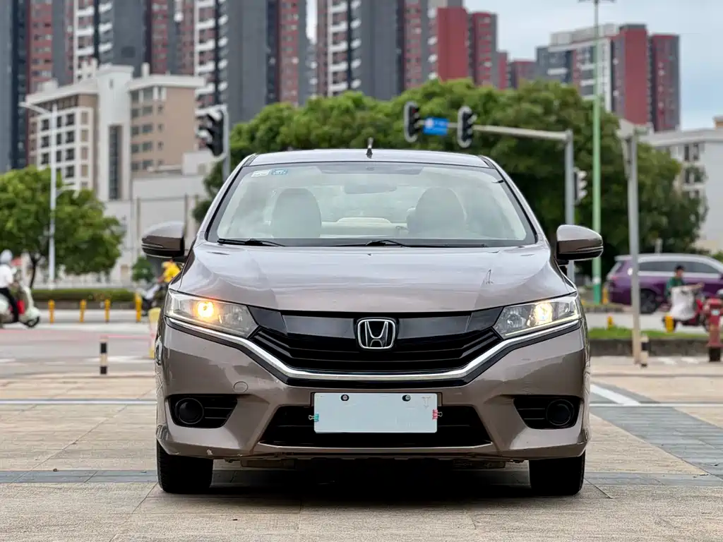 Honda Greiz 2016 — фото 2